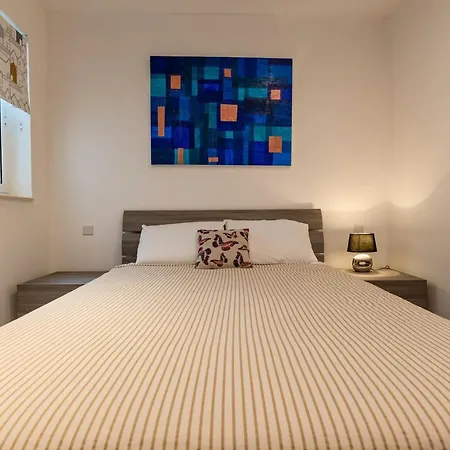 Three Bedroom With Sea Views * Is-Swieqi