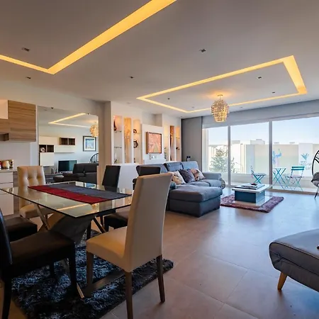 Three Bedroom With Sea Views Is-Swieqi
