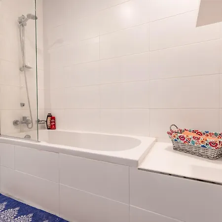 Three Bedroom With Sea Views Apartment Is-Swieqi