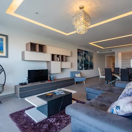 Three Bedroom With Sea Views
